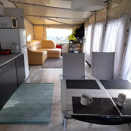 Przyczepa Na Rewita Campsite Jurata